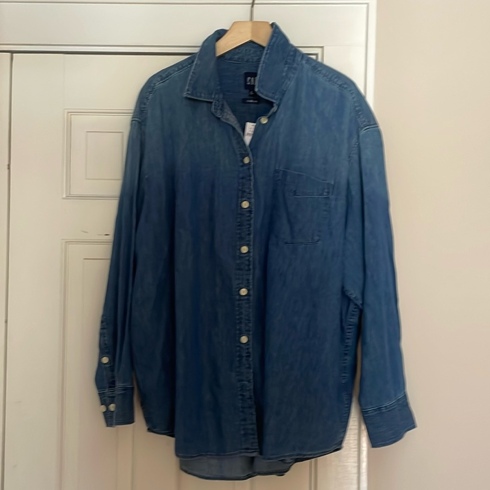 Gap women’s denim big shirt